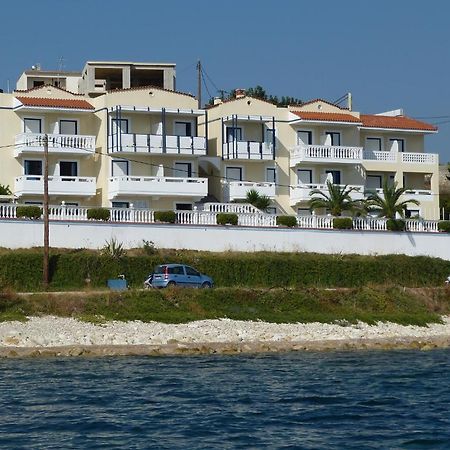 Ostria Seaside Studios And Apartments Katarráktis Eksteriør billede